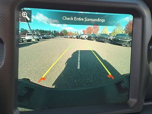 Certified 2022 Jeep Gladiator Sport image 30