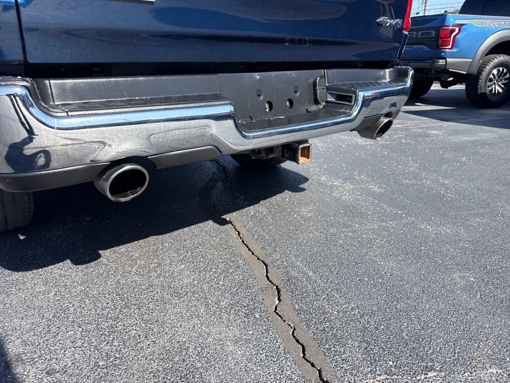 Used 2020 RAM 1500 Big Horn AWD/4WD image 11