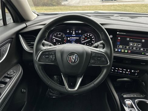 Used 2023 Buick Envision Essence image 14