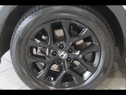 Certified 2025 Honda HR-V Sport image 11