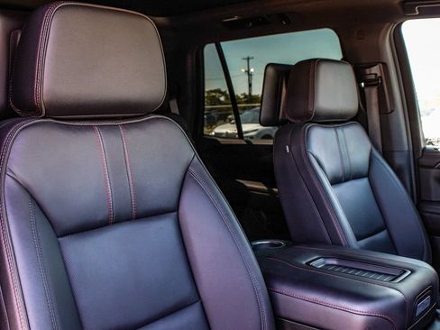 Used 2024 Chevrolet Tahoe RST w/ Luxury Package AWD/4WD image 40
