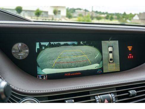 Used 2018 Lexus LS 500 w/ Interior Upgrade Package RWD image 23