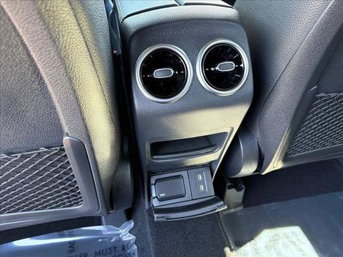 Certified 2025 Mercedes-Benz GLB 250 GLB 250 image 22