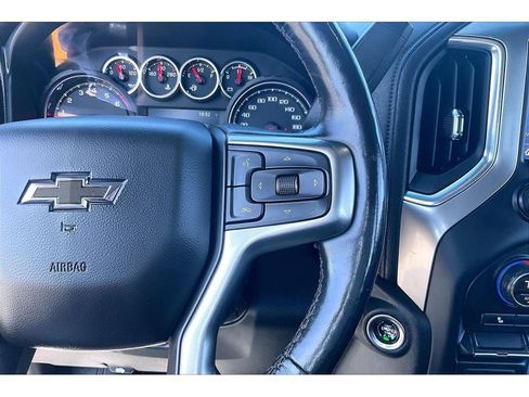 Used 2019 Chevrolet Silverado 1500 LT Trail Boss w/ Convenience Package AWD/4WD image 21