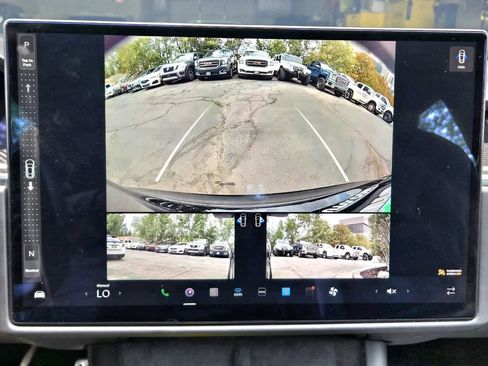 Used 2021 Tesla Model S Plaid image 22