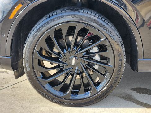 Used 2022 Lincoln Aviator Reserve w/ Equipment Group 201A image 7