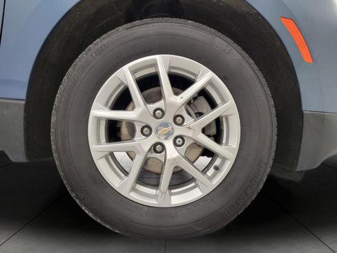 Used 2024 Chevrolet Equinox LT image 3