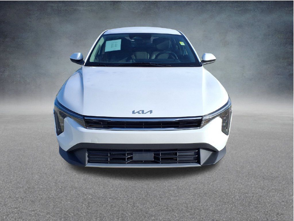 Used 2025 Kia K4 FWD image 2