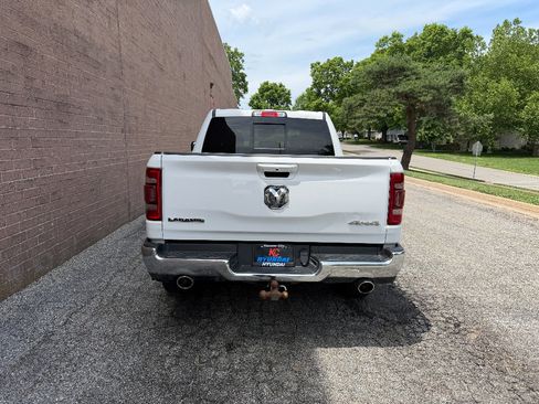 Used 2023 RAM 1500 Laramie AWD/4WD image 5