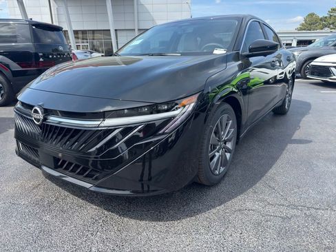 New 2026 Nissan Sentra SL image 9