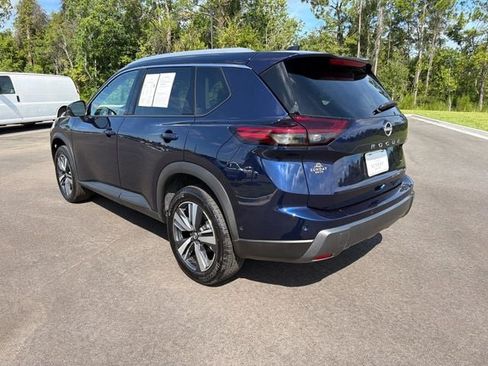 Used 2026 Nissan Rogue SL FWD image 8