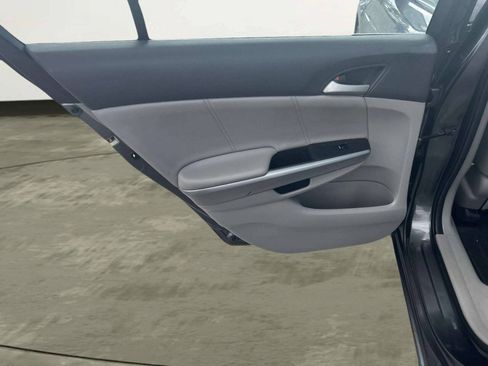 Used 2010 Honda Accord EX-L image 12