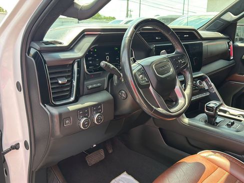 Used 2024 GMC Sierra 1500 Denali Ultimate AWD/4WD image 19