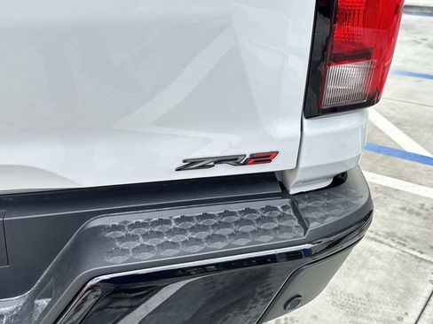 New 2025 Chevrolet Colorado ZR2 w/ Off-Road Front Bumper Package image 6