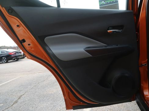 Used 2024 Nissan Kicks SR w/ SR Premium Package image 45