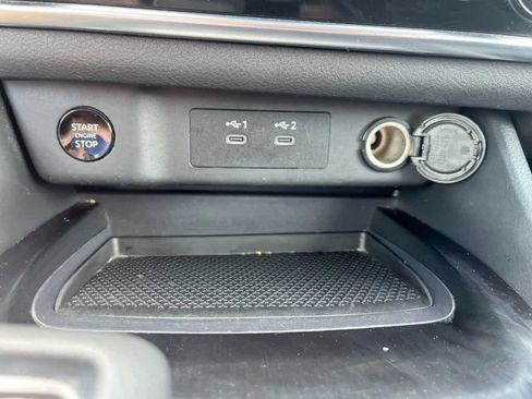 Used 2024 Nissan Rogue S AWD/4WD image 20