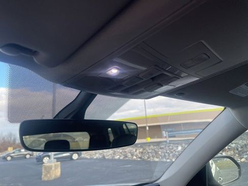 Used 2021 Volkswagen Atlas SE w/ Panoramic Sunroof Package image 22