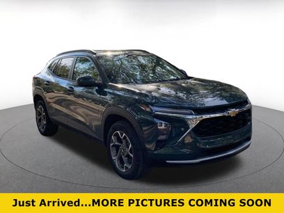 Used 2025 Chevrolet Trax LT