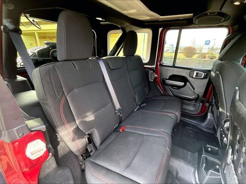 Used 2021 Jeep Wrangler Unlimited Rubicon AWD/4WD image 21