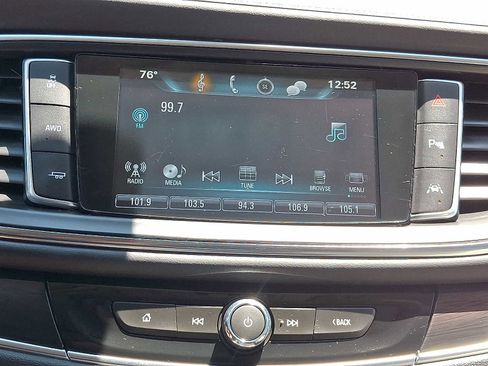 Used 2018 Buick Enclave Premium w/ Trailering Package AWD/4WD image 18