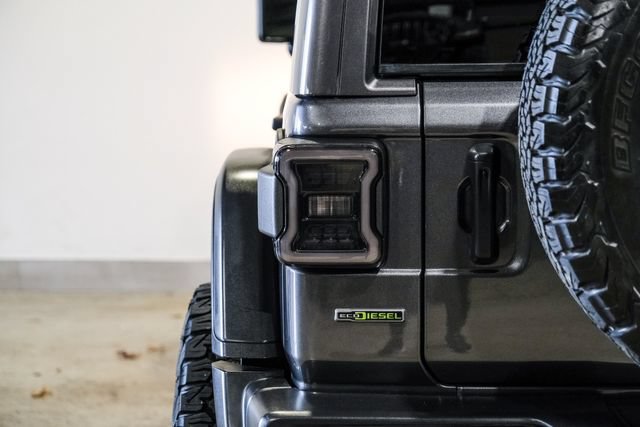 Used 2021 Jeep Wrangler Unlimited Rubicon AWD/4WD image 35
