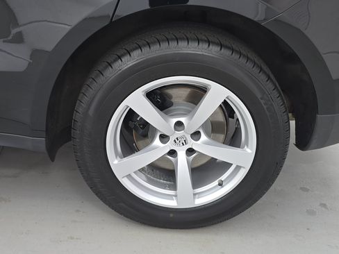 Used 2020 Porsche Macan AWD/4WD image 34