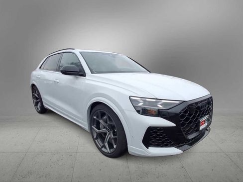 New 2026 Audi RS Q8 performance image 2