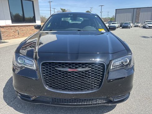 Used 2022 Chrysler 300 S image 10