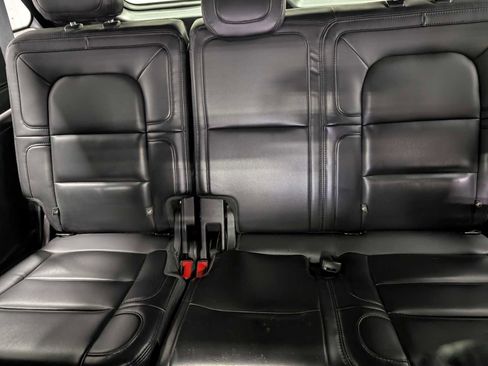 Used 2020 Lincoln Navigator L Reserve w/ Equipment Group 208A Reserve image 23