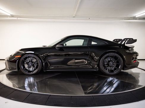 Certified 2024 Porsche 911 GT3 RWD image 2