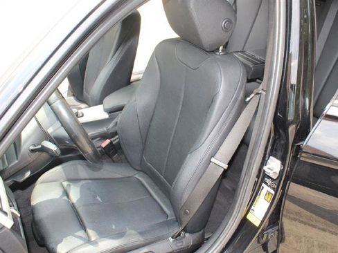 Used 2014 BMW 320i Sedan image 13