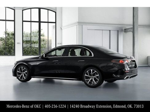 Used 2025 Mercedes-Benz E 350 Sedan image 31