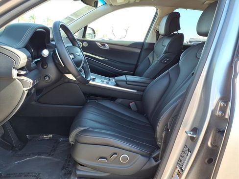 Used 2024 Genesis GV80 2.5T image 19