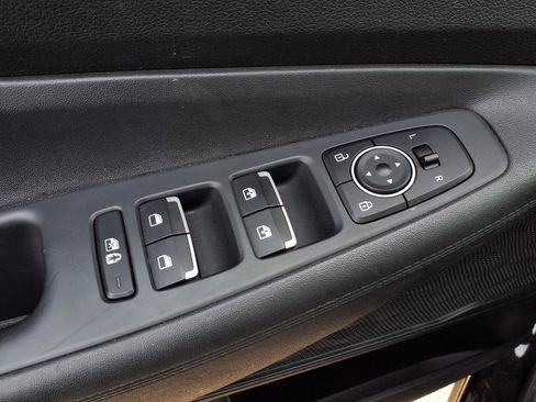 Used 2023 Hyundai Santa Fe SEL image 21