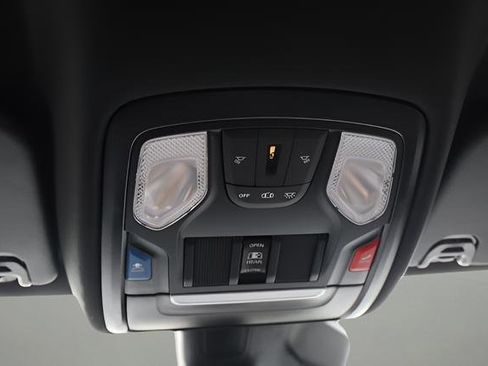 New 2026 RAM 1500 Classic Warlock image 24