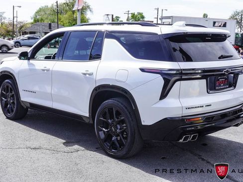 Used 2025 Chevrolet Traverse RS w/ LPO, Floor Liner Package AWD/4WD image 18