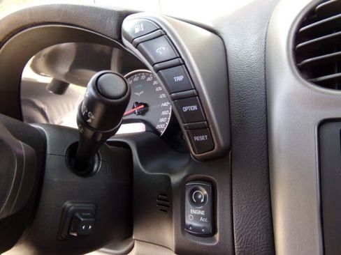 Used 2007 Chevrolet Corvette Coupe w/ Preferred Equipment Group RWD image 19