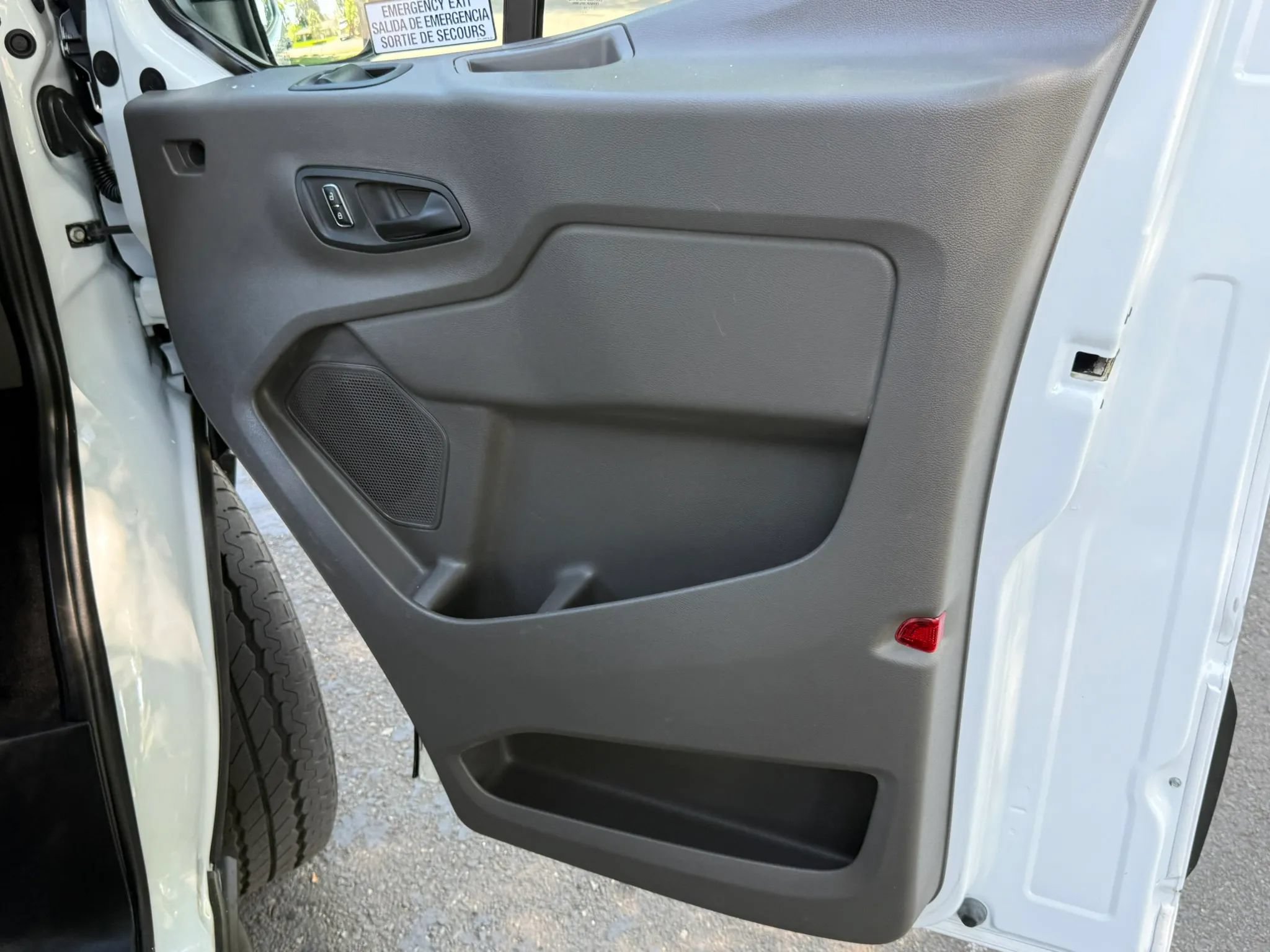Used 2024 Ford Transit 350 XLT RWD image 21