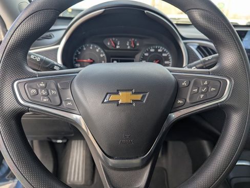 Used 2024 Chevrolet Malibu LT image 18