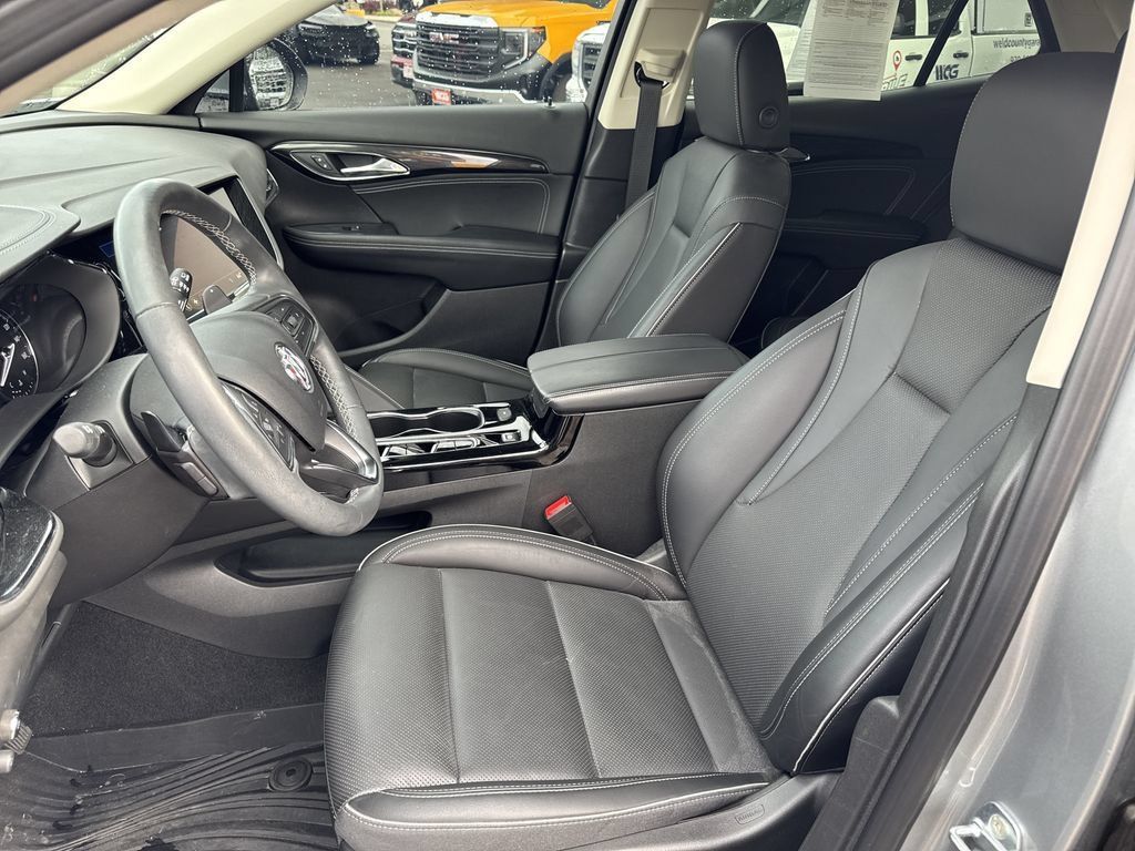 Used 2023 Buick Envision Essence AWD/4WD image 11