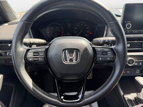 Used 2024 Honda Civic Sport image 13
