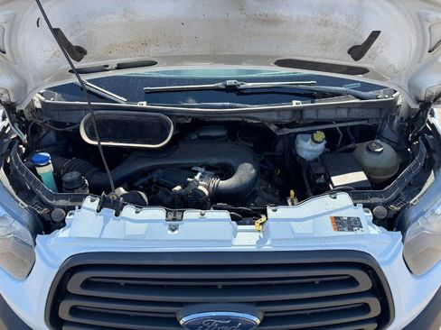 Used 2019 Ford Transit 150 XL RWD image 22