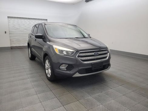 Used 2017 Ford Escape SE w/ SE Cold Weather Package FWD image 13