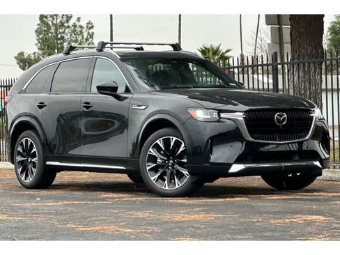 Used 2026 MAZDA CX-90 3.3 Turbo S w/ Premium Plus AWD/4WD image 2
