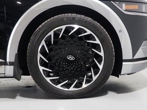 Used 2023 Hyundai Ioniq 5 Limited image 52