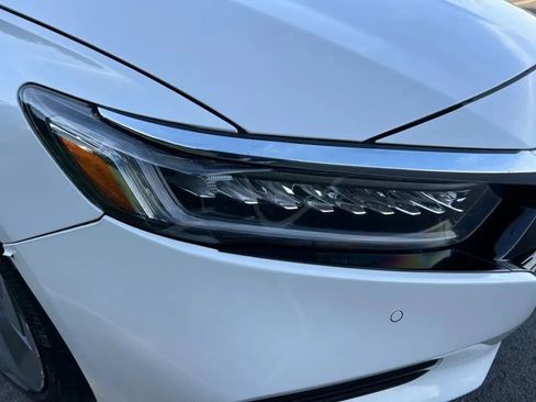 Used 2019 Honda Accord Touring image 31