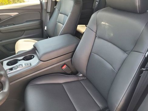 New 2025 Honda Ridgeline RTL image 8