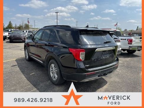 Used 2024 Ford Explorer XLT w/ Equipment Group 202A AWD/4WD image 5