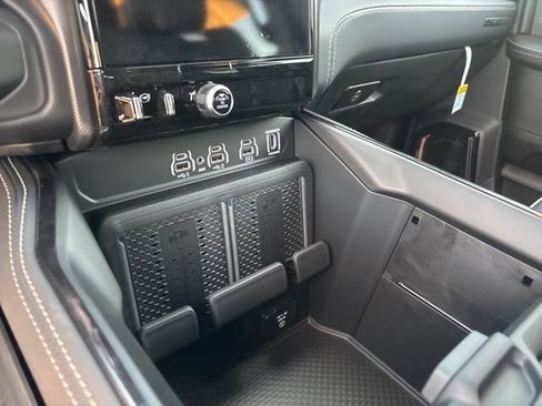 New 2026 RAM 3500 Limited image 28