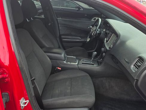 Used 2013 Dodge Charger R/T image 21